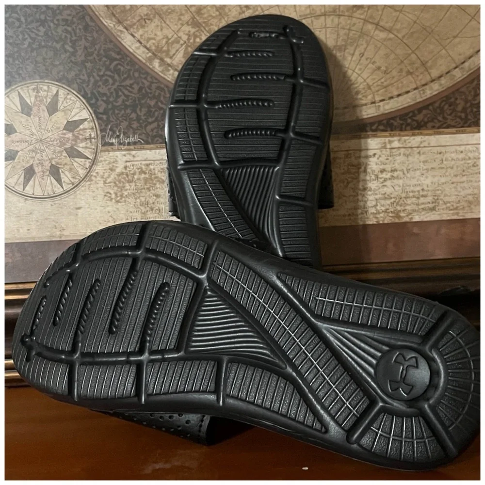 Under Armour • Kids' Ignite Pro Slide Sandal